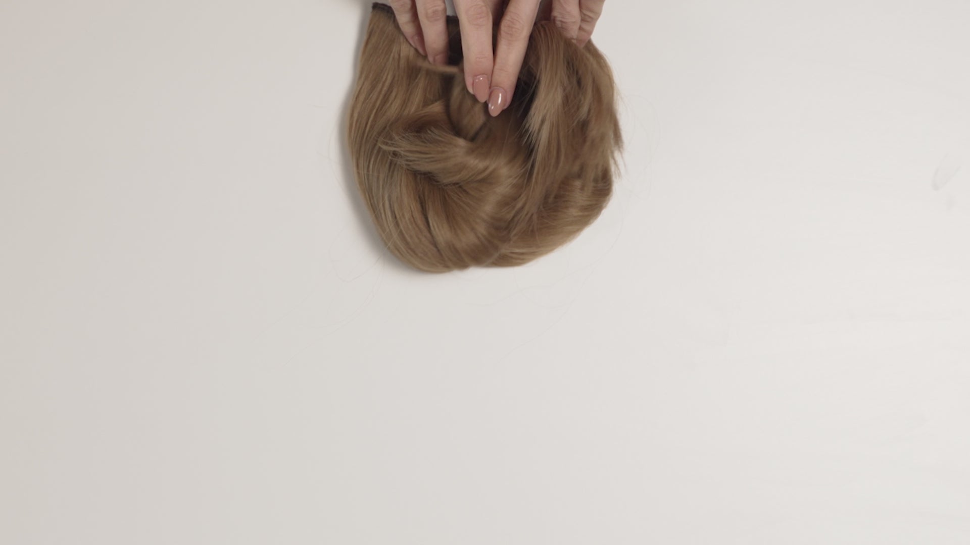 light brown ponytail clipin hair extension